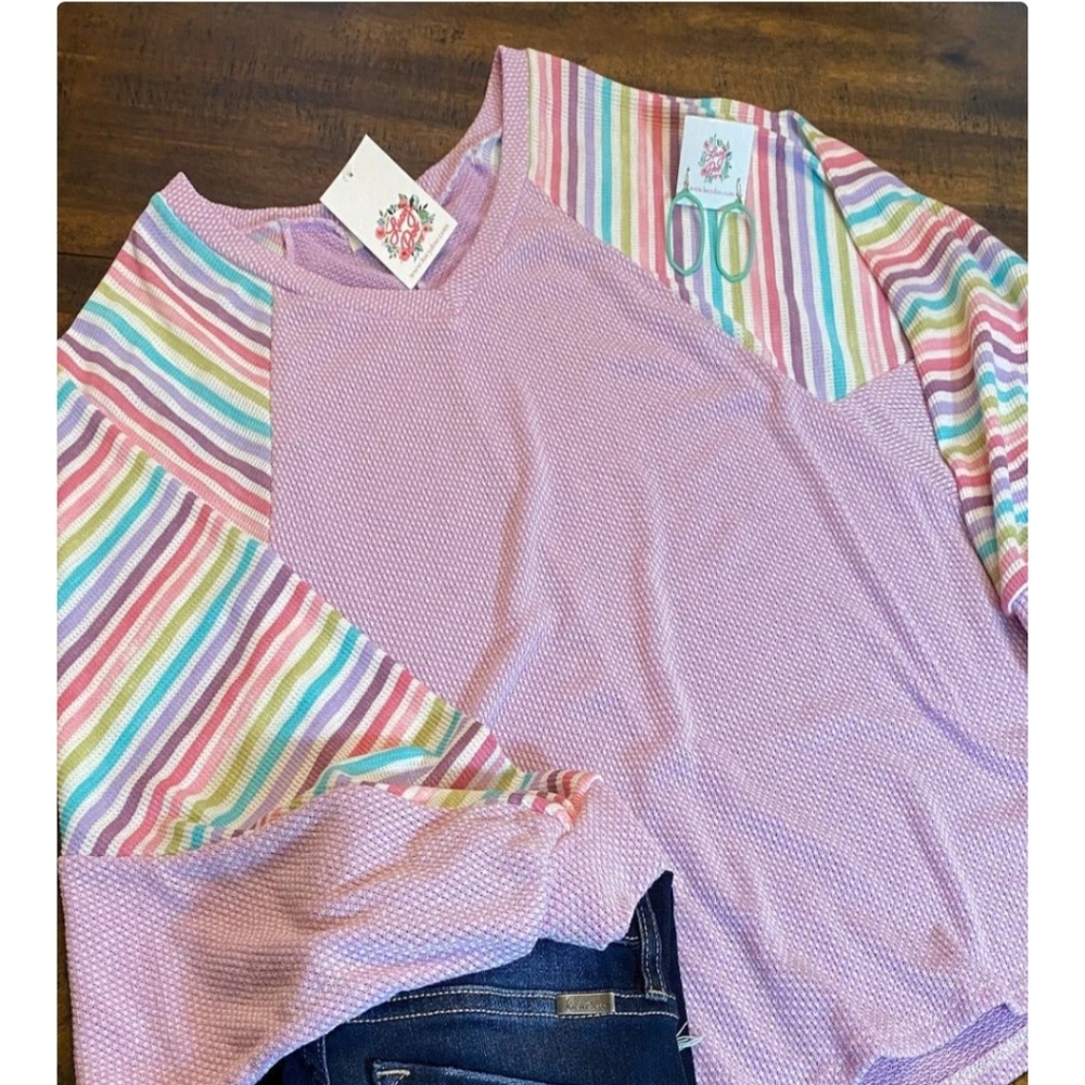 Beautiful Dolman sleeve top